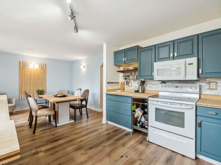 113-15153 98th Avenue, Surrey, BC, V3R 9M8 - 12