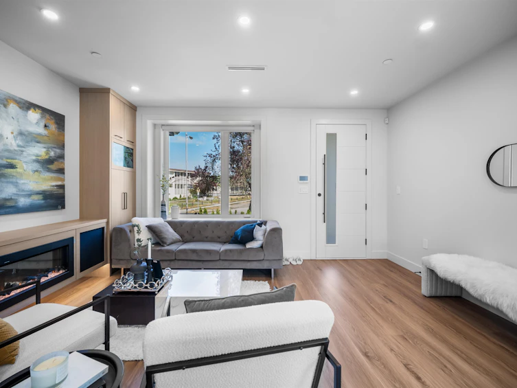 1812 E 55th Avenue, Vancouver, BC, V5P 2A1 - 13