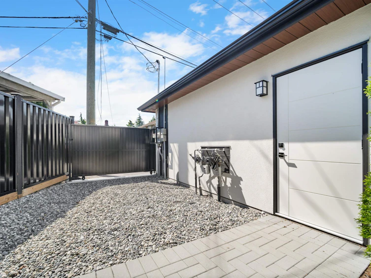 1812 E 55th Avenue, Vancouver, BC, V5P 2A1 - 26