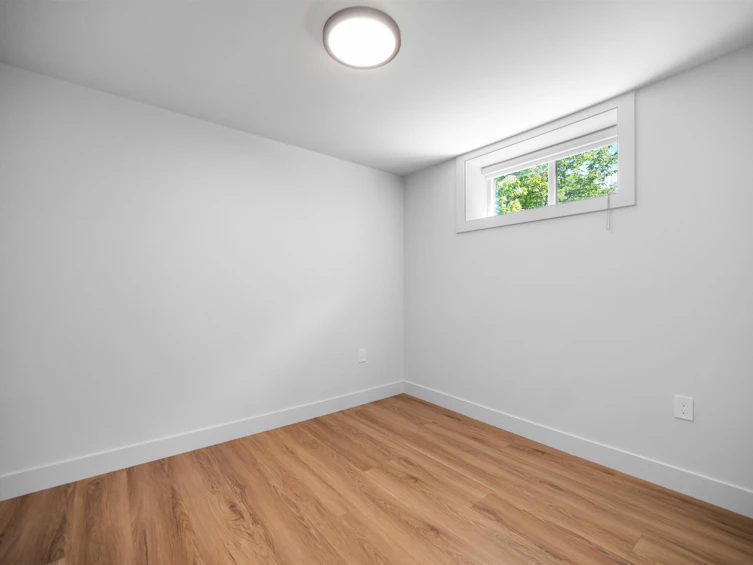 1812 E 55th Avenue, Vancouver, BC, V5P 2A1 - 28