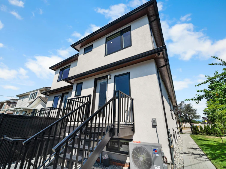 1812 E 55th Avenue, Vancouver, BC, V5P 2A1 - 24