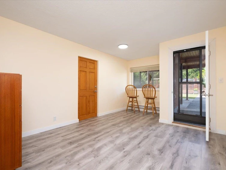 7101 Curtis Street, Burnaby, BC, V5A 1J7 - 25