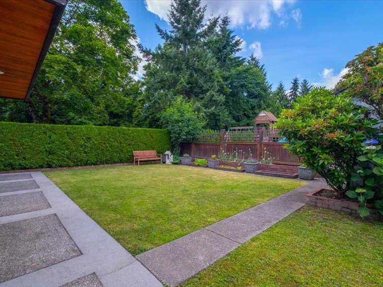 7101 Curtis Street, Burnaby, BC, V5A 1J7 - 36