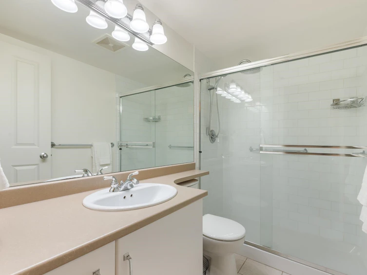 309-18 Smokey Smith Place, New Westminster, BC, V3L 5V3 - 17