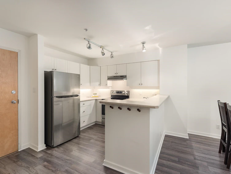 309-18 Smokey Smith Place, New Westminster, BC, V3L 5V3 - 4