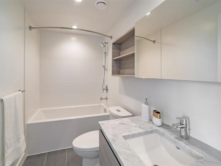 1210-525 Foster Avenue, Coquitlam, BC, V3J 0H6 - 5