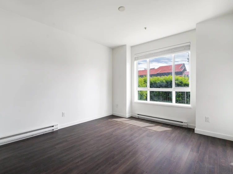 112-13628 81a Avenue, Surrey, BC, V3W 3E2 - 10
