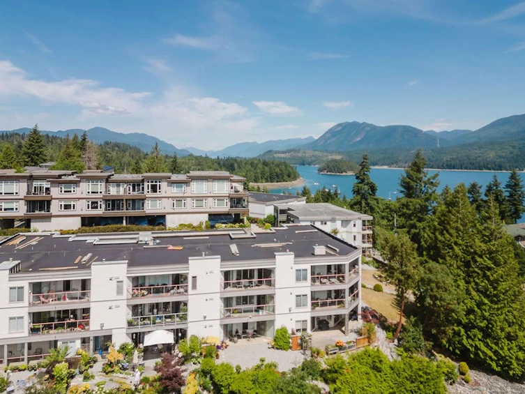 302-5780 Trail Avenue, Sechelt, BC, V0N 3A6
