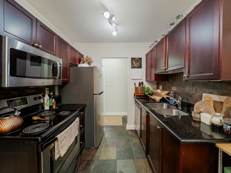 209-1550 Barclay Street, Vancouver, BC, V6G 3B1 - 9
