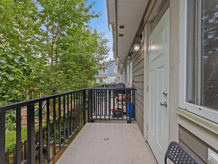 40-15399 Guildford Drive, Surrey, BC, V3R 7C6 - 9