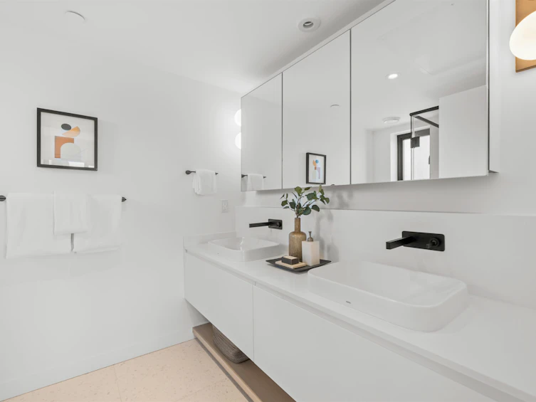 584 W 28th Avenue, Vancouver, BC, V5Z 2H1 - 5