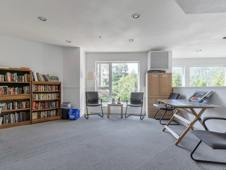 109-378 Esplanade Avenue, Harrison Hot Springs, BC, V0M 1A3 - 35