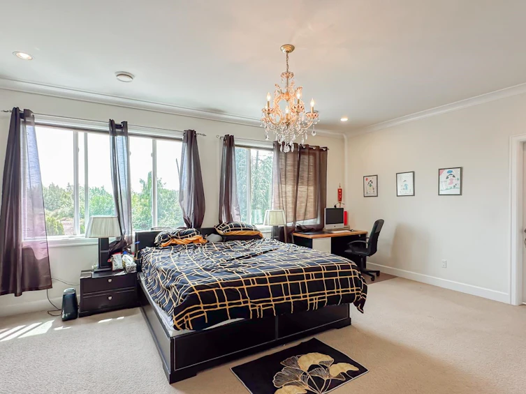 21800 River Road, Richmond, BC, V6V 1M4 - 21