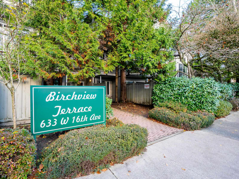 208 - 633 W 16th Avenue, Vancouver BC V5Z 1S5