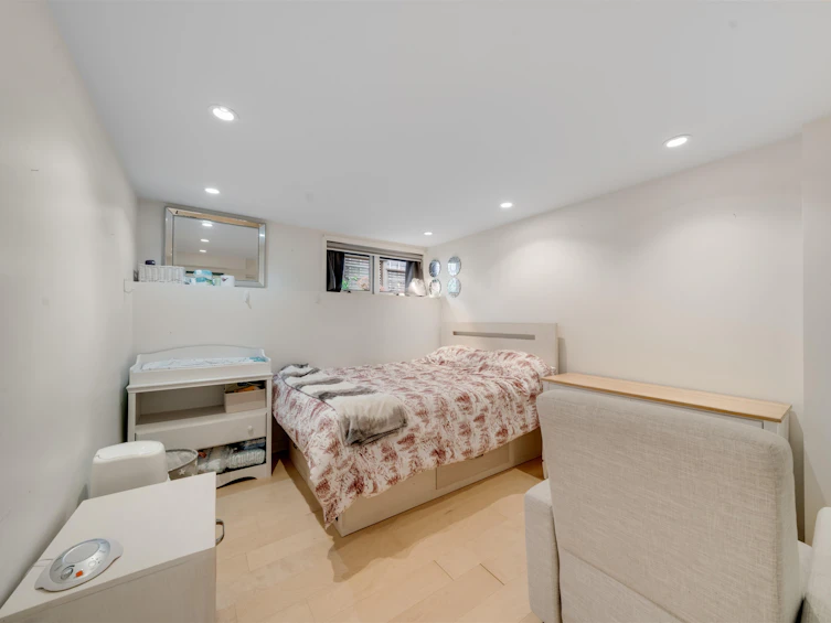 2530 Cornwall Avenue, Vancouver, BC, V6K 1C2 - 31