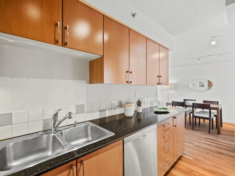 2307-63 Keefer Place, Vancouver, BC, V6B 6N6 - 9
