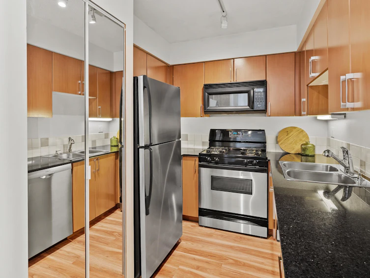 2307-63 Keefer Place, Vancouver, BC, V6B 6N6 - 8