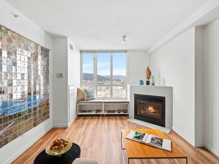 2307-63 Keefer Place, Vancouver, BC, V6B 6N6 - 2
