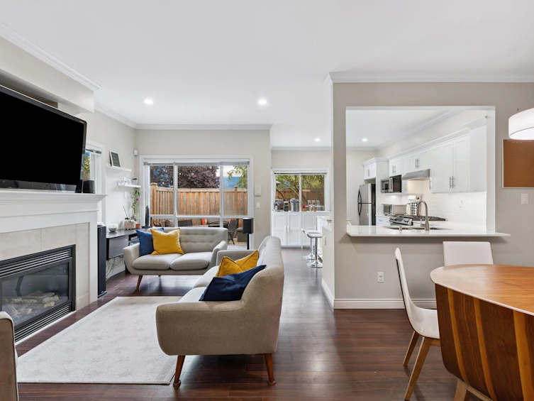 6-11100 No. 1 Road, Richmond, BC, V7E 1S5 - 2