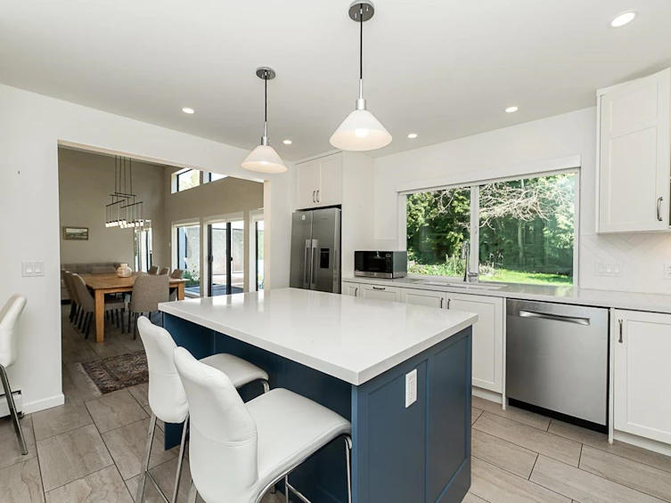 4151 Tytahun Crescent, Vancouver, BC, V5N 3N1 - 9