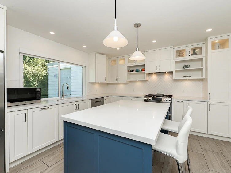 4151 Tytahun Crescent, Vancouver, BC, V5N 3N1 - 10