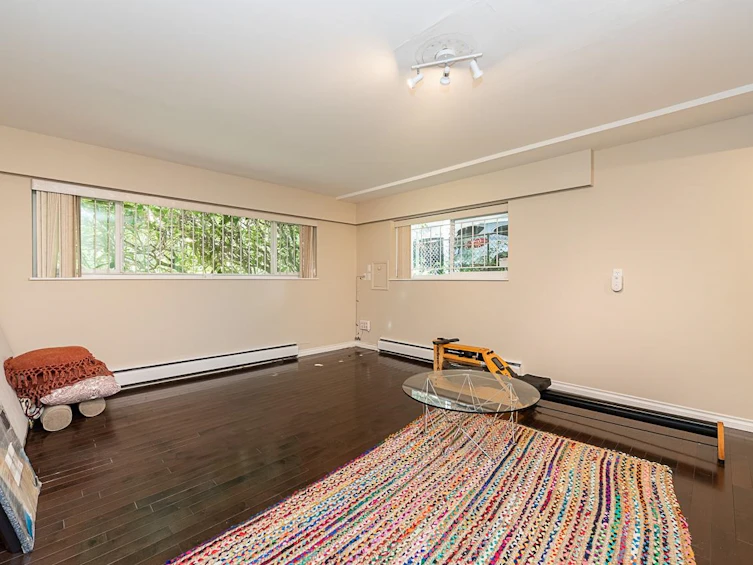 4151 Tytahun Crescent, Vancouver, BC, V5N 3N1 - 21