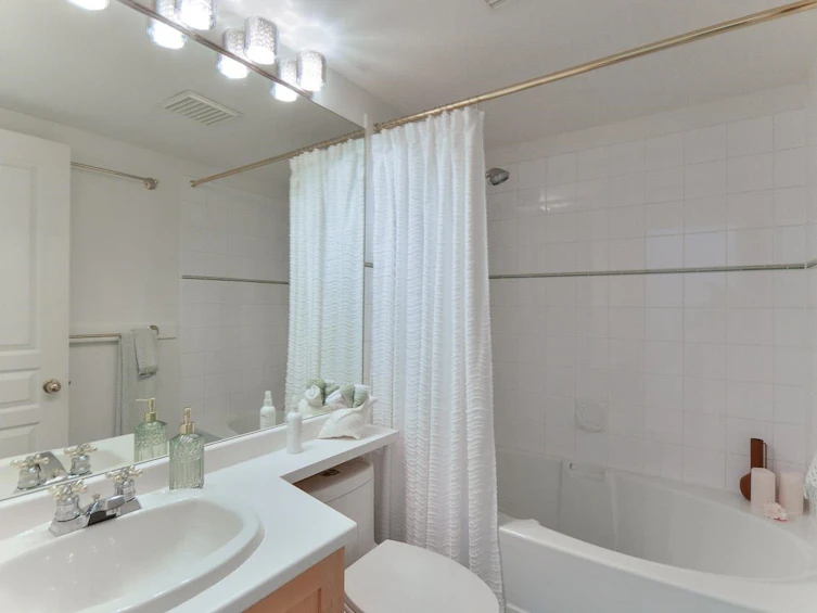 TH2-2040 E Kent South Avenue, Vancouver, BC, V5P 4X2 - 28