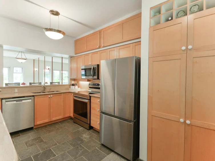 TH2-2040 E Kent South Avenue, Vancouver, BC, V5P 4X2 - 9