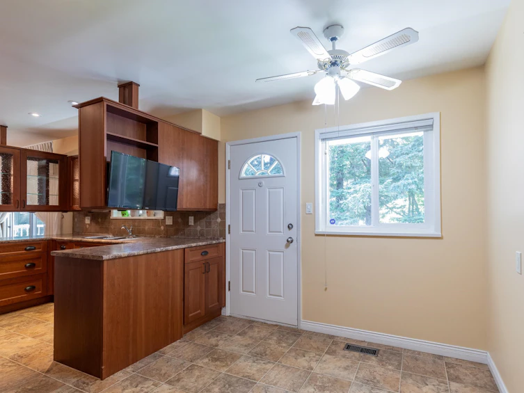 3267 Chestnut Street, Abbotsford, BC, V2S 4M2 - 30