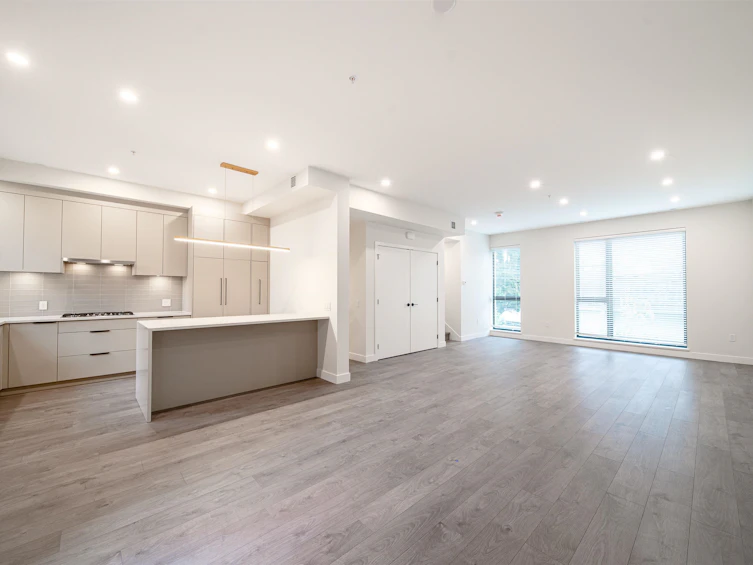 218-8699 Spires Road, Richmond, BC, V6Y 1W4 - 8