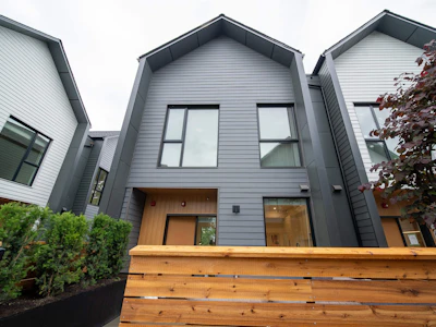 218-8699 Spires Road - 4