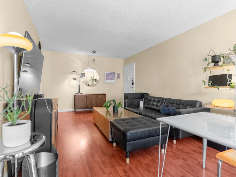 206-8011 Ryan Road, Richmond, BC, V7A 2E4 - 2