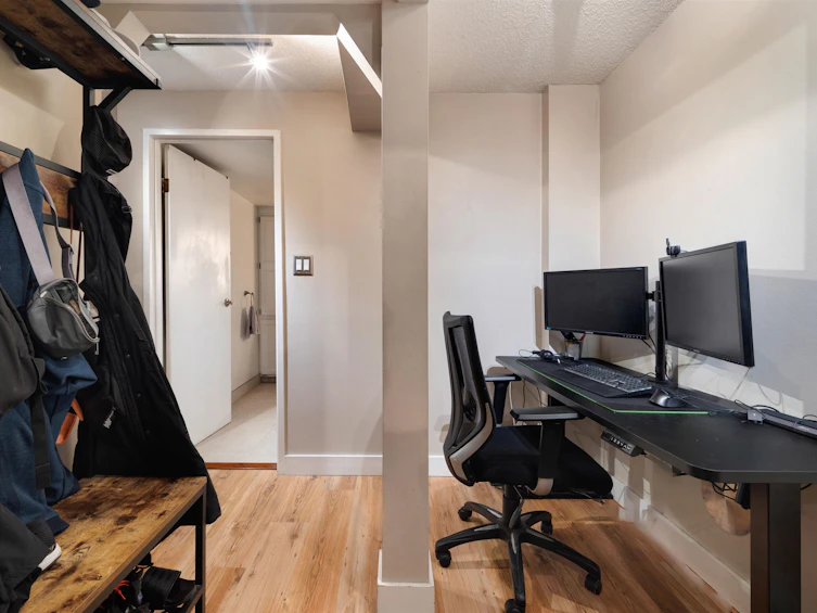 202-936 Bute Street, Vancouver, BC, V6E 1Y8 - 12
