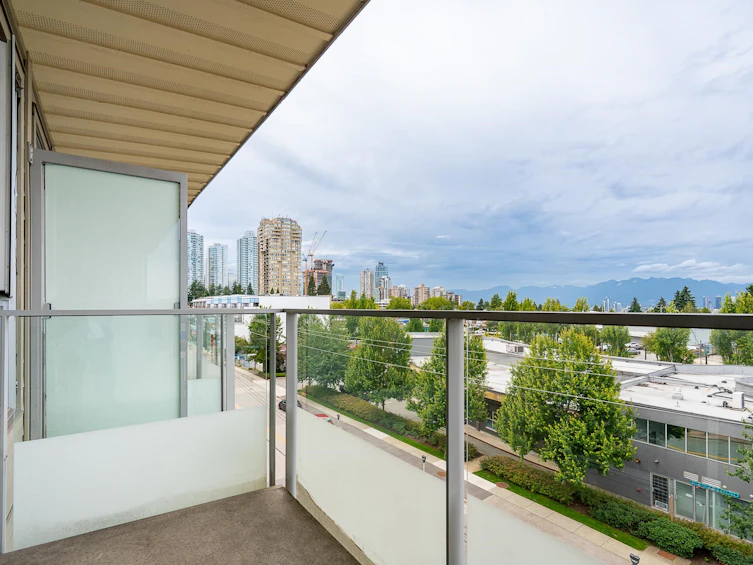 PH16-5388 Grimmer Street, Burnaby, BC, V5H 0B9 - 3