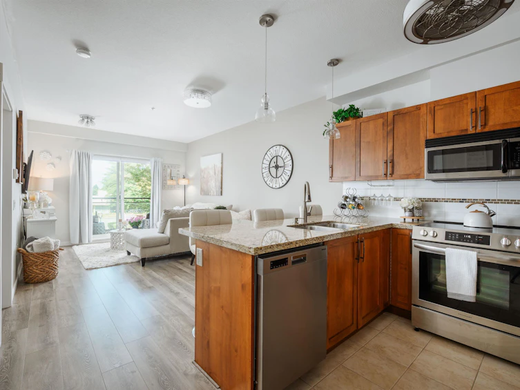 215-11950 Harris Road, Pitt Meadows, BC, V3Y 0B7 - 21