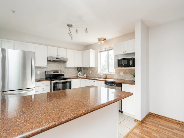 403-2559 Parkview Lane, Port Coquitlam, BC, V3C 6M1 - 11