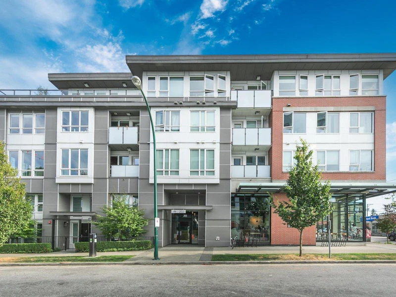 301 - 202 E 24th Avenue, Vancouver BC V5V 1Z6
