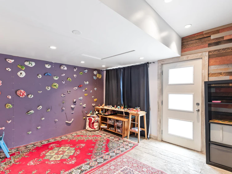 22194 River Bend, Maple Ridge, BC, V2X 9C1 - 23