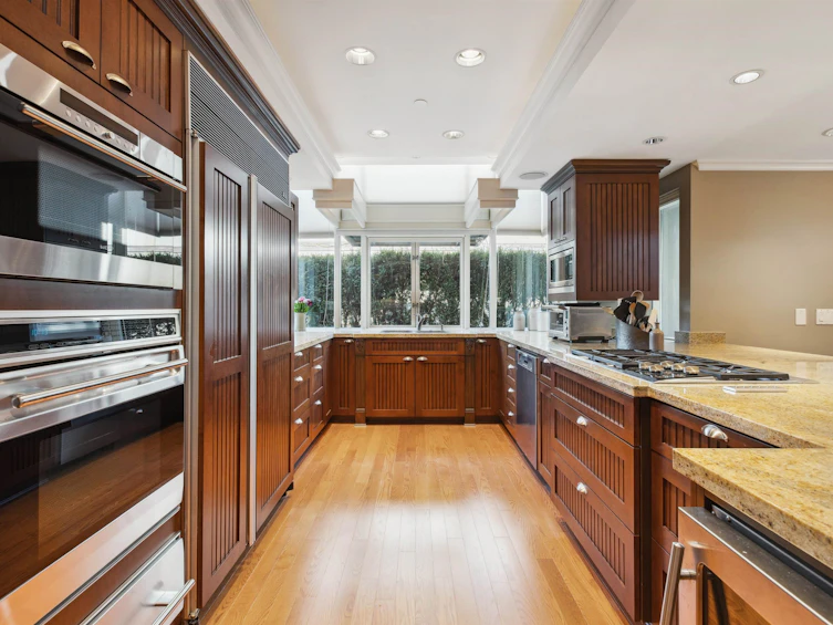 2406 Bellevue Avenue, West Vancouver, BC, V7V 1E2 - 17