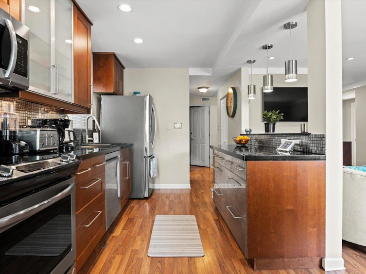 2205 Mcgill Street, Vancouver, BC, V5L 1C3 - 26