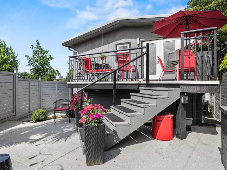 2205 Mcgill Street, Vancouver, BC, V5L 1C3 - 20