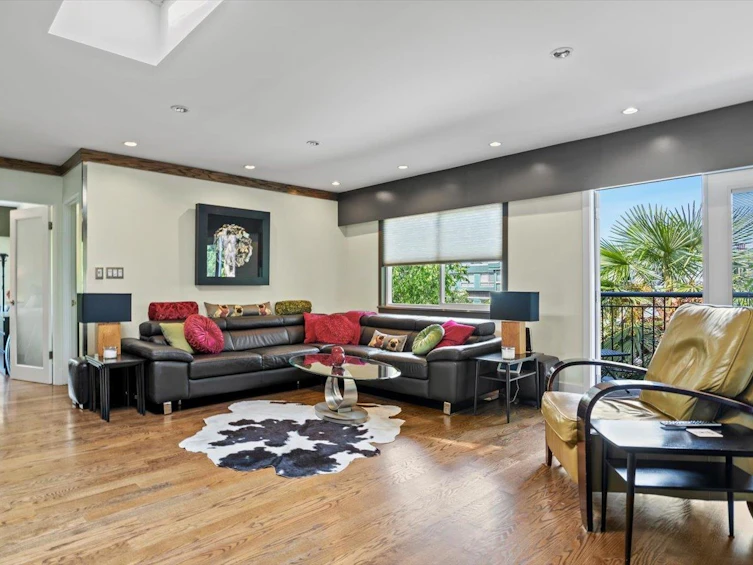 2205 Mcgill Street, Vancouver, BC, V5L 1C3 - 3