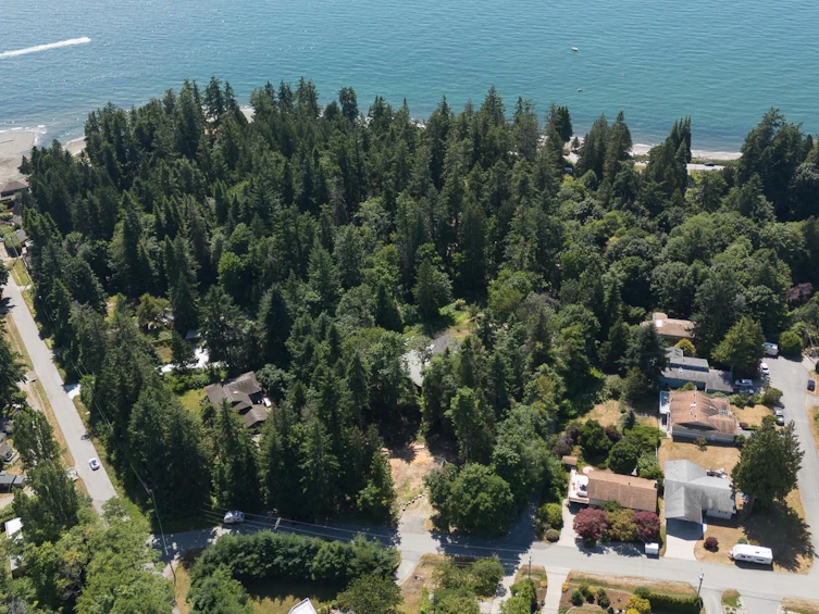 Lot B Grandview Road, Gibsons, BC, V0N 1V5