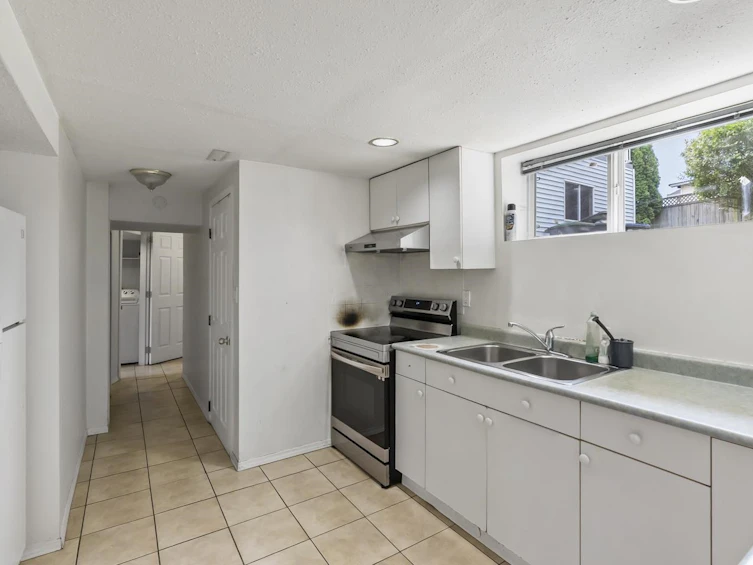 12522 Grove Crescent, Surrey, BC, V3V 2L7 - 22