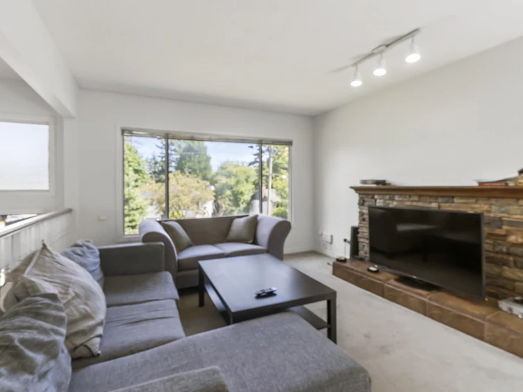 12522 Grove Crescent, Surrey, BC, V3V 2L7 - 2