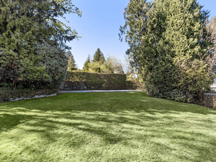 3090 Lazy A Street, Coquitlam, BC, V3C 3N9 - 30