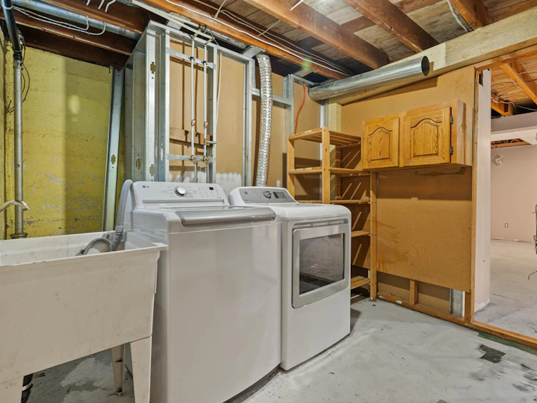 32921 4 Avenue, Mission, BC, V2V 1S2 - 22