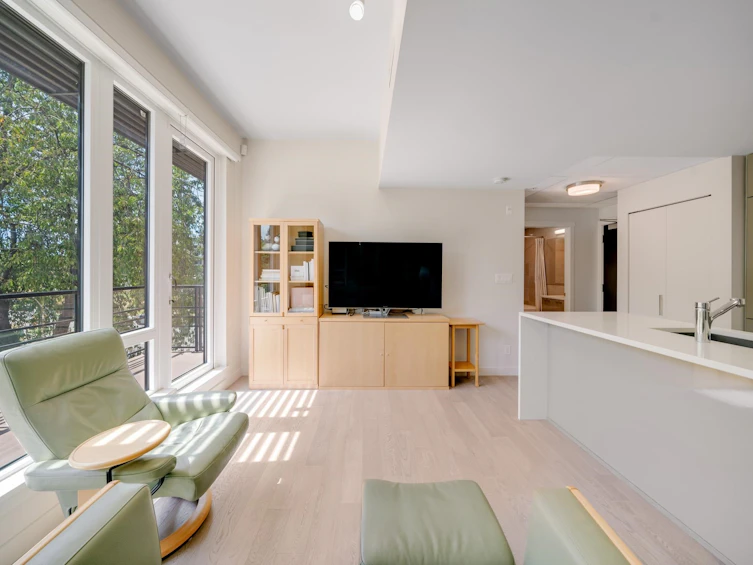 304-4488 Cambie Street, Vancouver, BC, V5Y 0M2 - 16