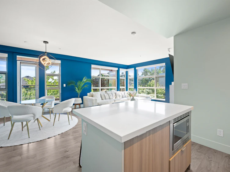 202-3602 Aldercrest Dr Drive, North Vancouver, BC, V7G 0A2 - 11