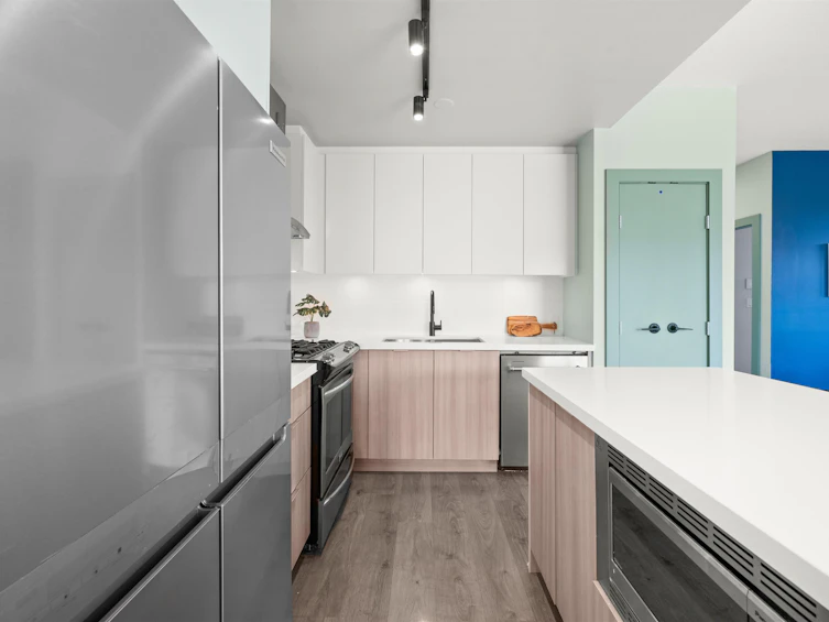 202-3602 Aldercrest Dr Drive, North Vancouver, BC, V7G 0A2 - 6